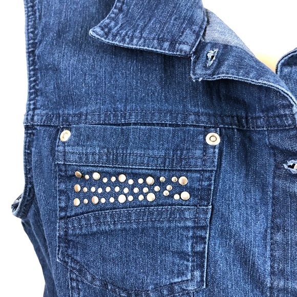 Denim Vest Bust 46" Studded Rivets 2 Chest Pockets - Picture 7 of 8